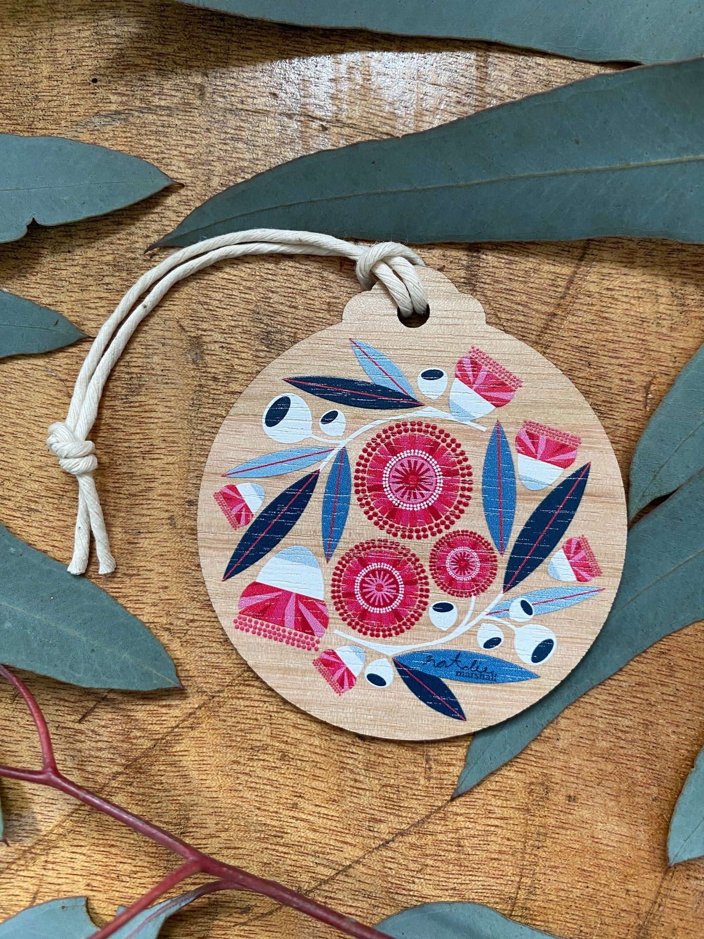 Silver Gum Decoration Card