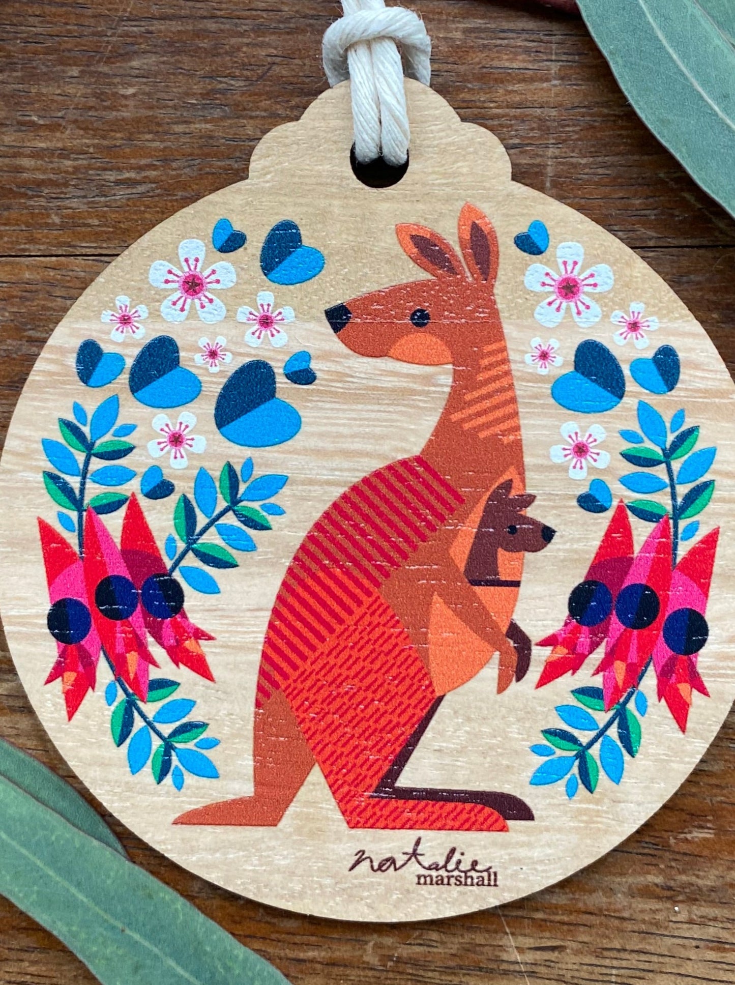 Red Kangaroo Round Decoration