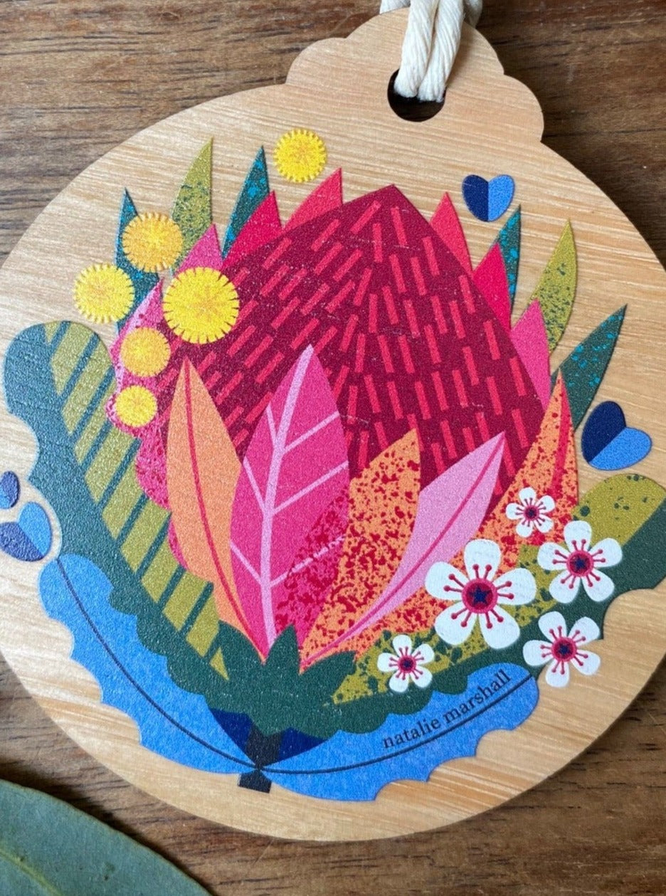 Native Bunch Round Decoration